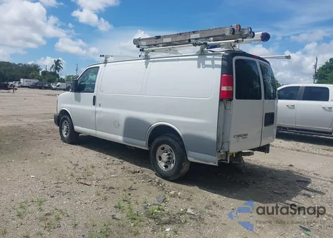 2016 Chevrolet Express 2500 Work Van из США, поврежденный, VIN 1GCWGAFF5G1334018